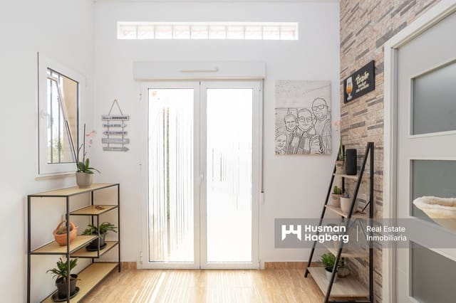 4 makuuhuone Huvila myytävänä paikassa Albatera mukana uima-altaan - 399 000 € (Ref: 9789574)