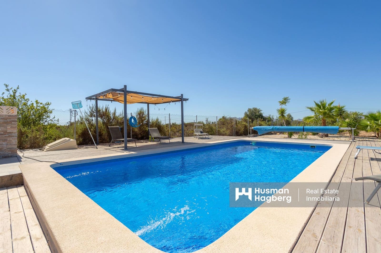 4 makuuhuone Huvila myytävänä paikassa Albatera mukana uima-altaan - 399 000 € (Ref: 9789574)