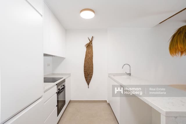 2 soveværelse Lejlighed til salg i Playa Flamenca, Orihuela med swimmingpool - € 399.000 (Ref: 9789842)