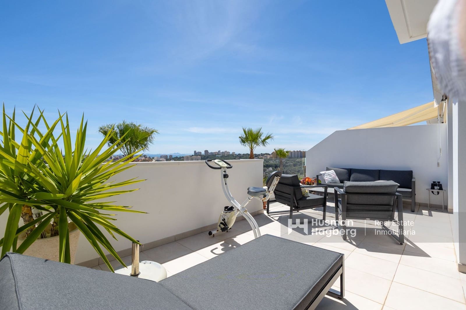 3 soverom Hus til salgs i Orihuela Costa med svømmebasseng - € 399 000 (Ref: 9793610)