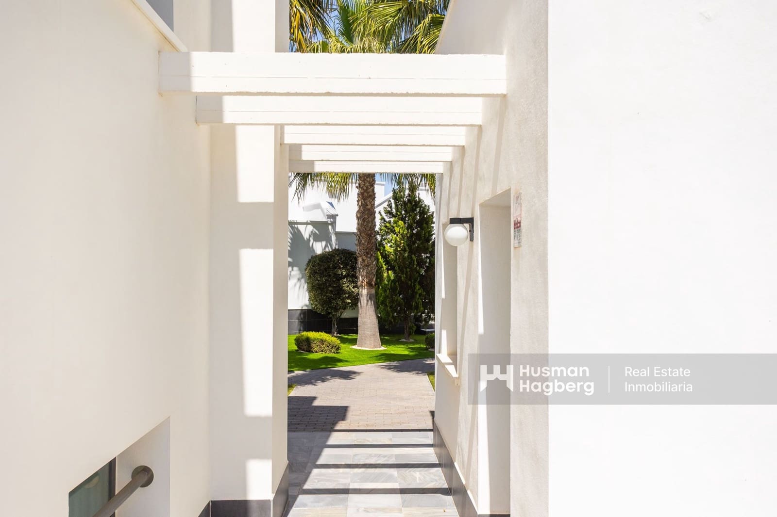 3 soverom Hus til salgs i Orihuela Costa med svømmebasseng - € 399 000 (Ref: 9793610)