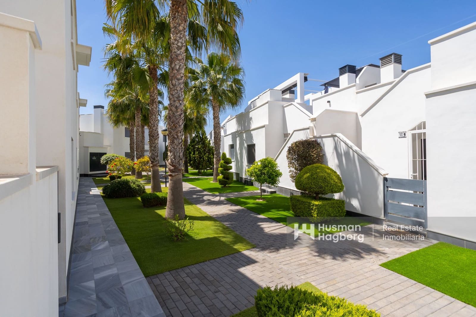 3 soverom Hus til salgs i Orihuela Costa med svømmebasseng - € 399 000 (Ref: 9793610)