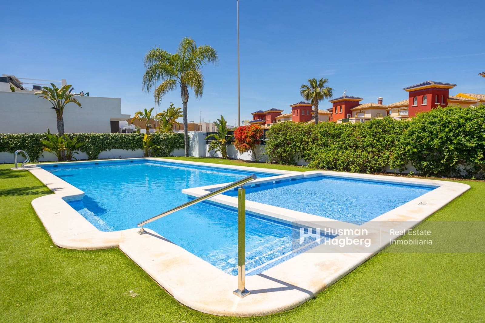 3 soverom Hus til salgs i Orihuela Costa med svømmebasseng - € 399 000 (Ref: 9793610)