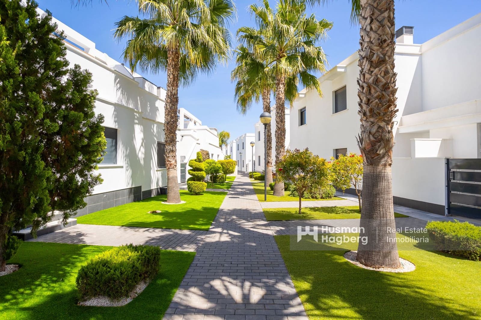 3 soverom Hus til salgs i Orihuela Costa med svømmebasseng - € 399 000 (Ref: 9793610)