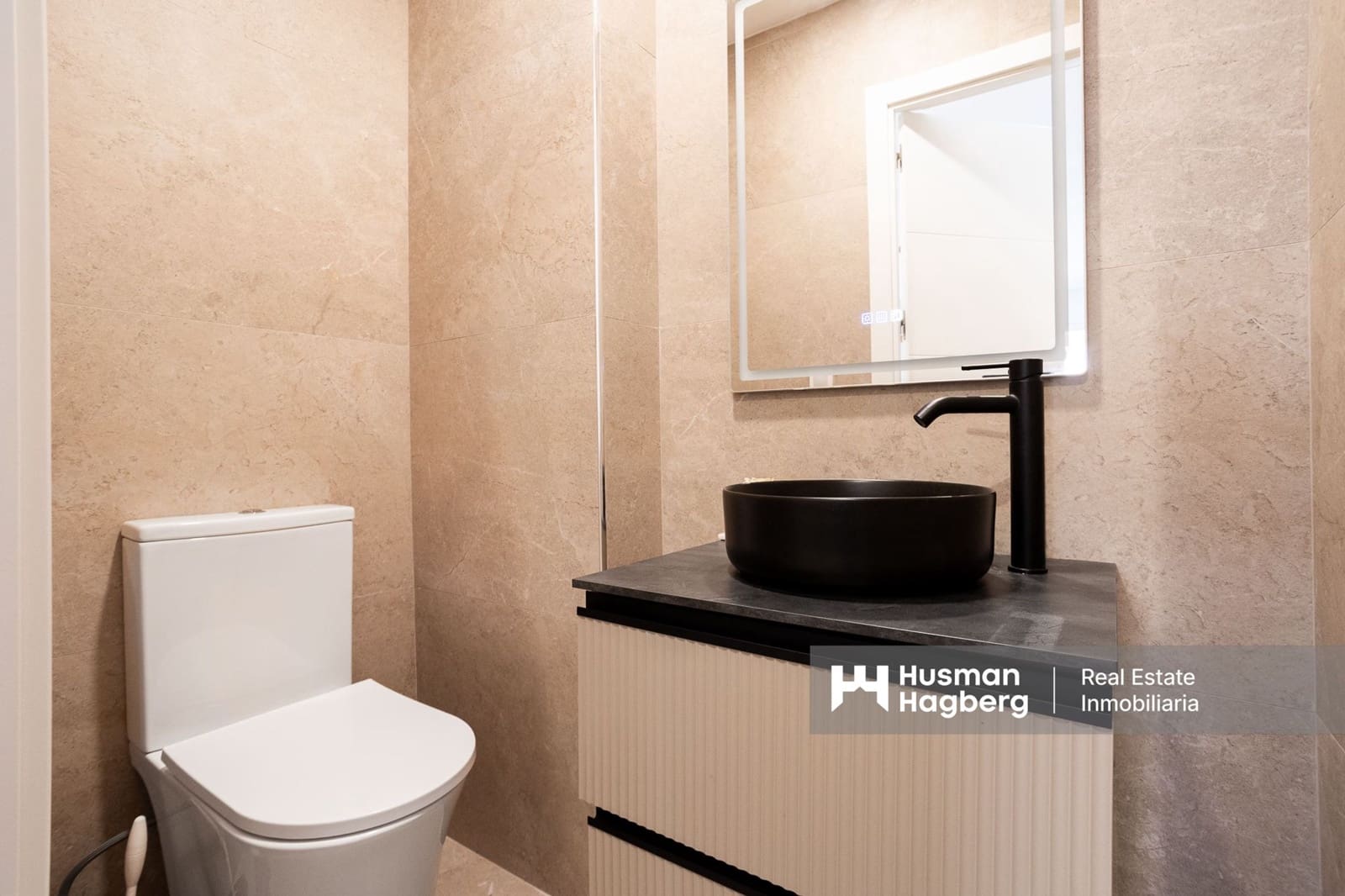 3 slaapkamer Appartement te koop in Torrevieja met zwembad - € 279.999 (Ref: 9795500)