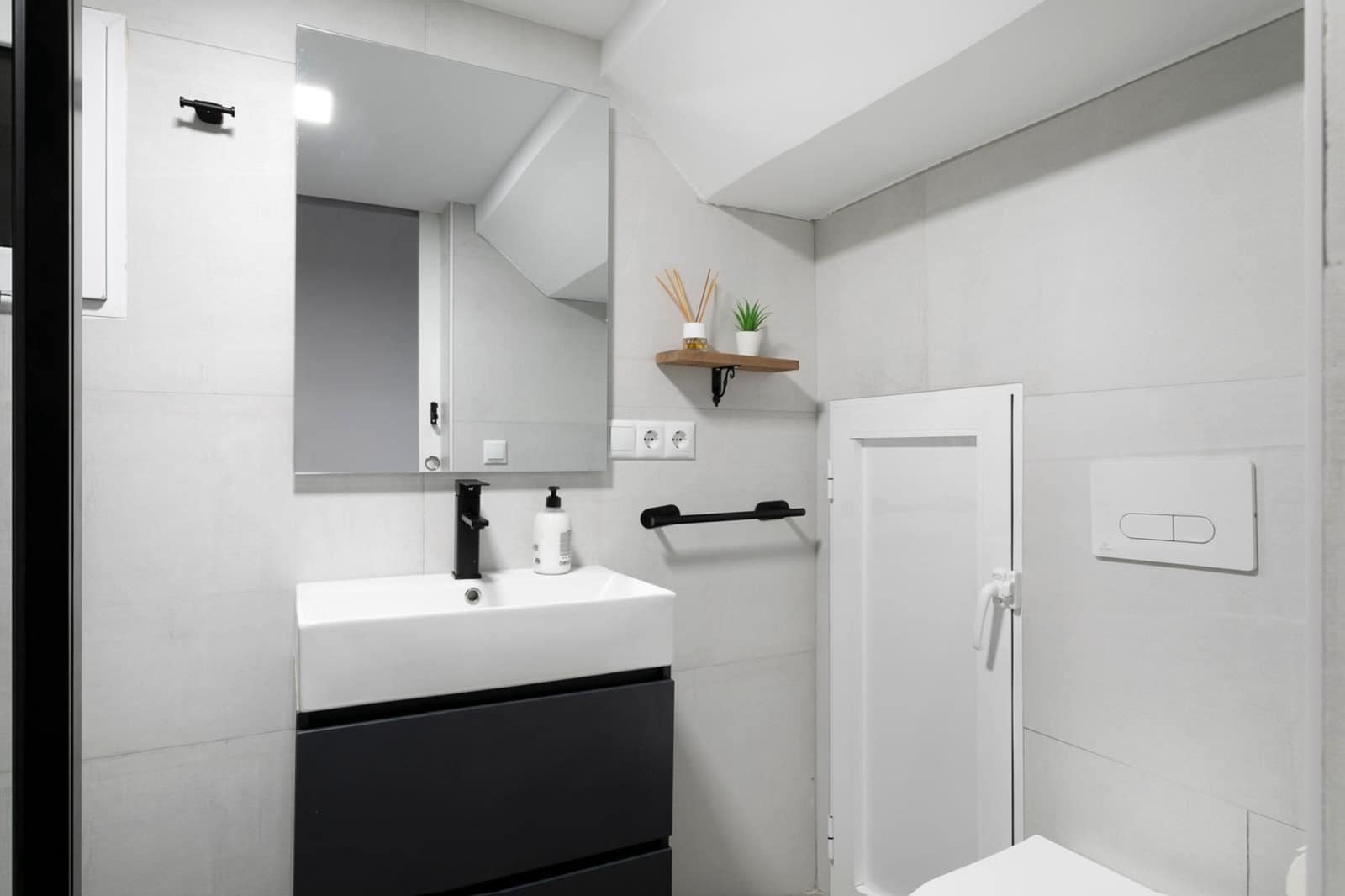 1 soverom Leilighet til salgs i Alicante by - € 230 000 (Ref: 9806759)