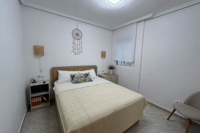 2 Zimmer Apartment zu verkaufen in El Molino, Torrevieja - 198.000 € (Ref: 9806958)