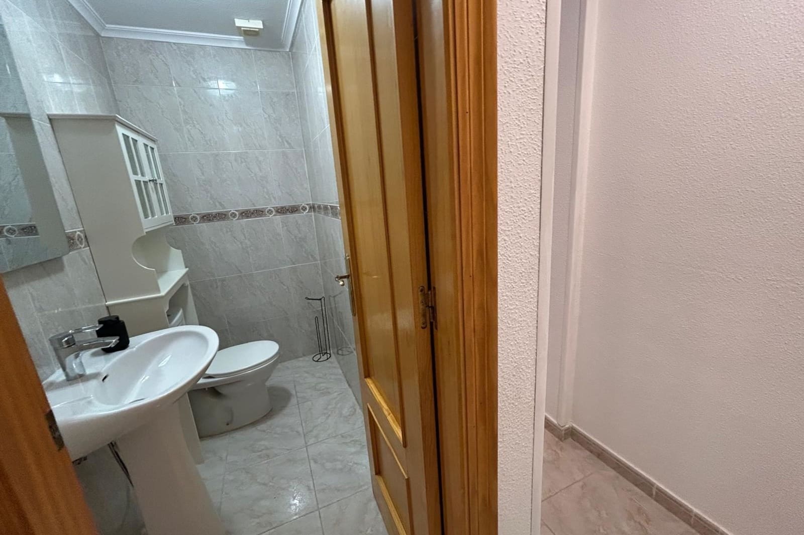 2 Zimmer Apartment zu verkaufen in Torrevieja - 198.000 € (Ref: 9806958)