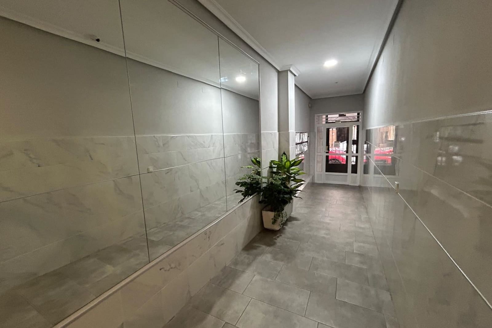 2 Zimmer Apartment zu verkaufen in Torrevieja - 198.000 € (Ref: 9806958)