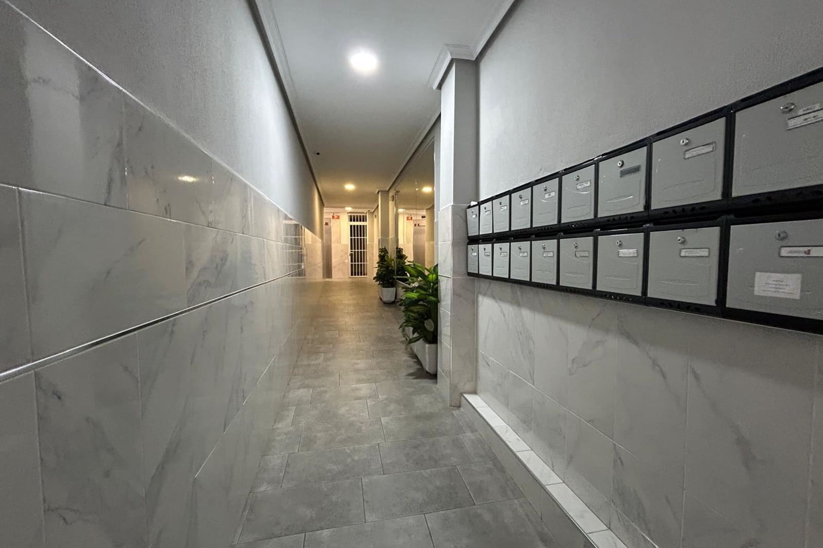 2 Zimmer Apartment zu verkaufen in Torrevieja - 198.000 € (Ref: 9806958)