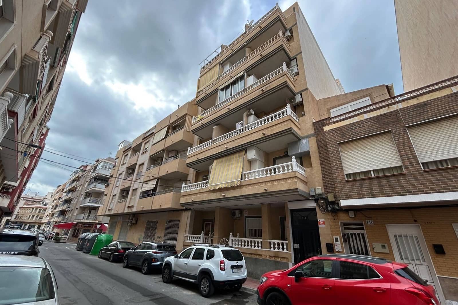 2 Zimmer Apartment zu verkaufen in Torrevieja - 198.000 € (Ref: 9806958)
