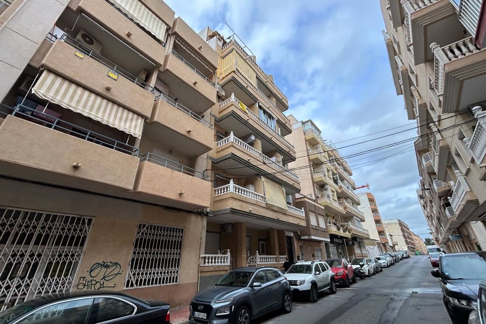 2 Zimmer Apartment zu verkaufen in Torrevieja - 198.000 € (Ref: 9806958)