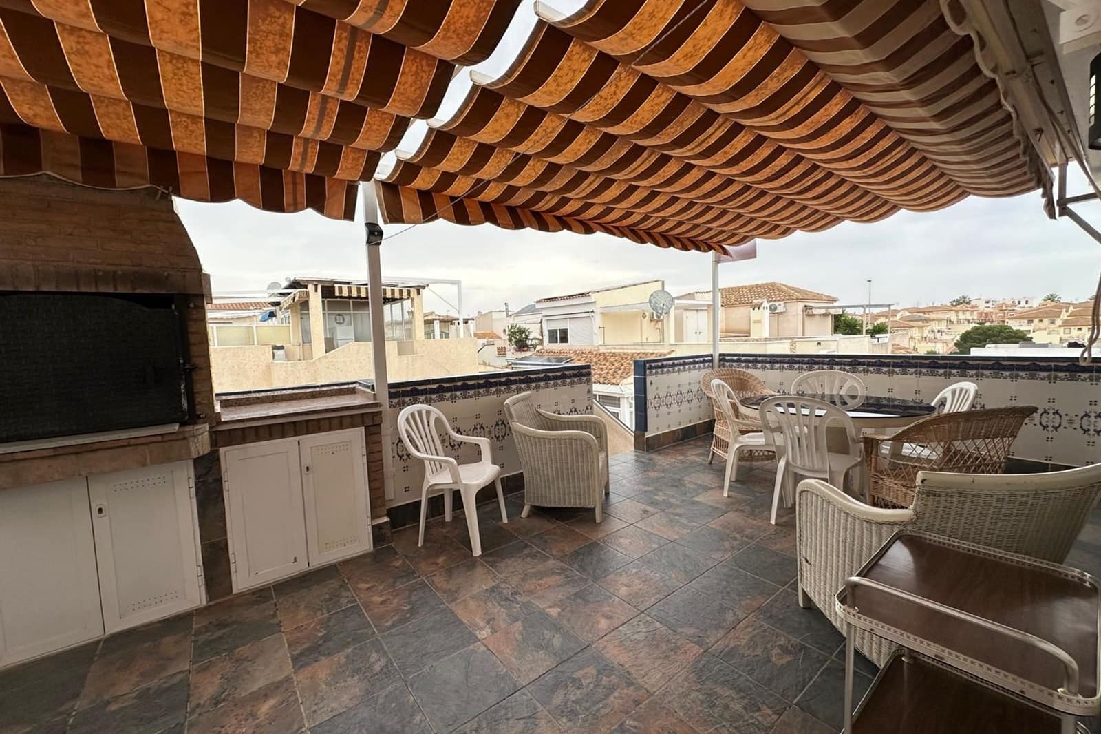 3 soveværelse Byhus til salg i Playa Flamenca med swimmingpool - € 215.000 (Ref: 9809791)