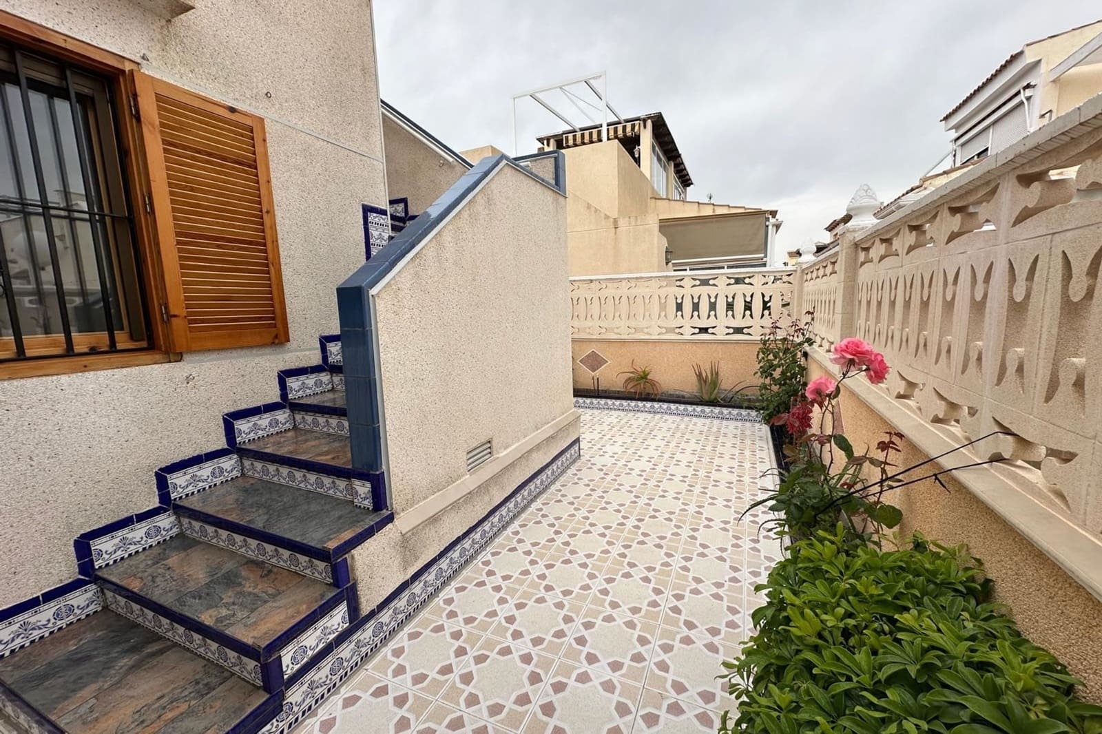 3 soveværelse Byhus til salg i Playa Flamenca med swimmingpool - € 215.000 (Ref: 9809791)