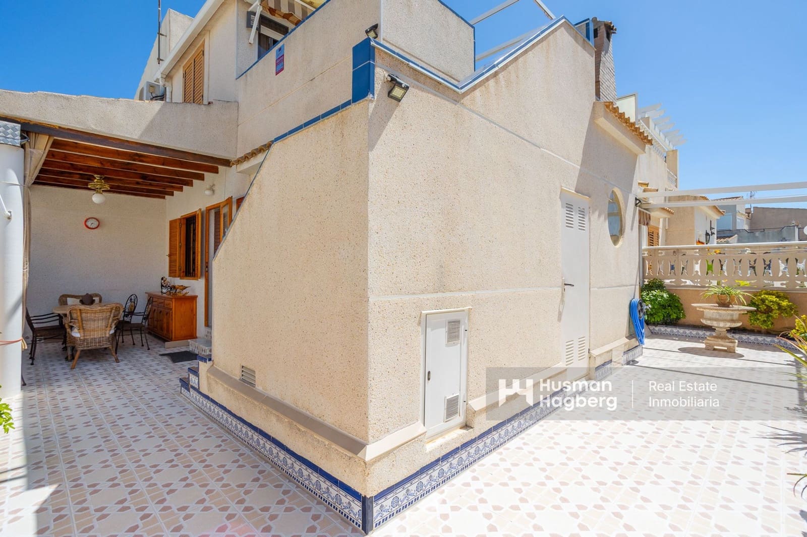 3 bedroom Townhouse for sale in Playa Flamenca with pool - € 215,000 (Ref: 9809791)