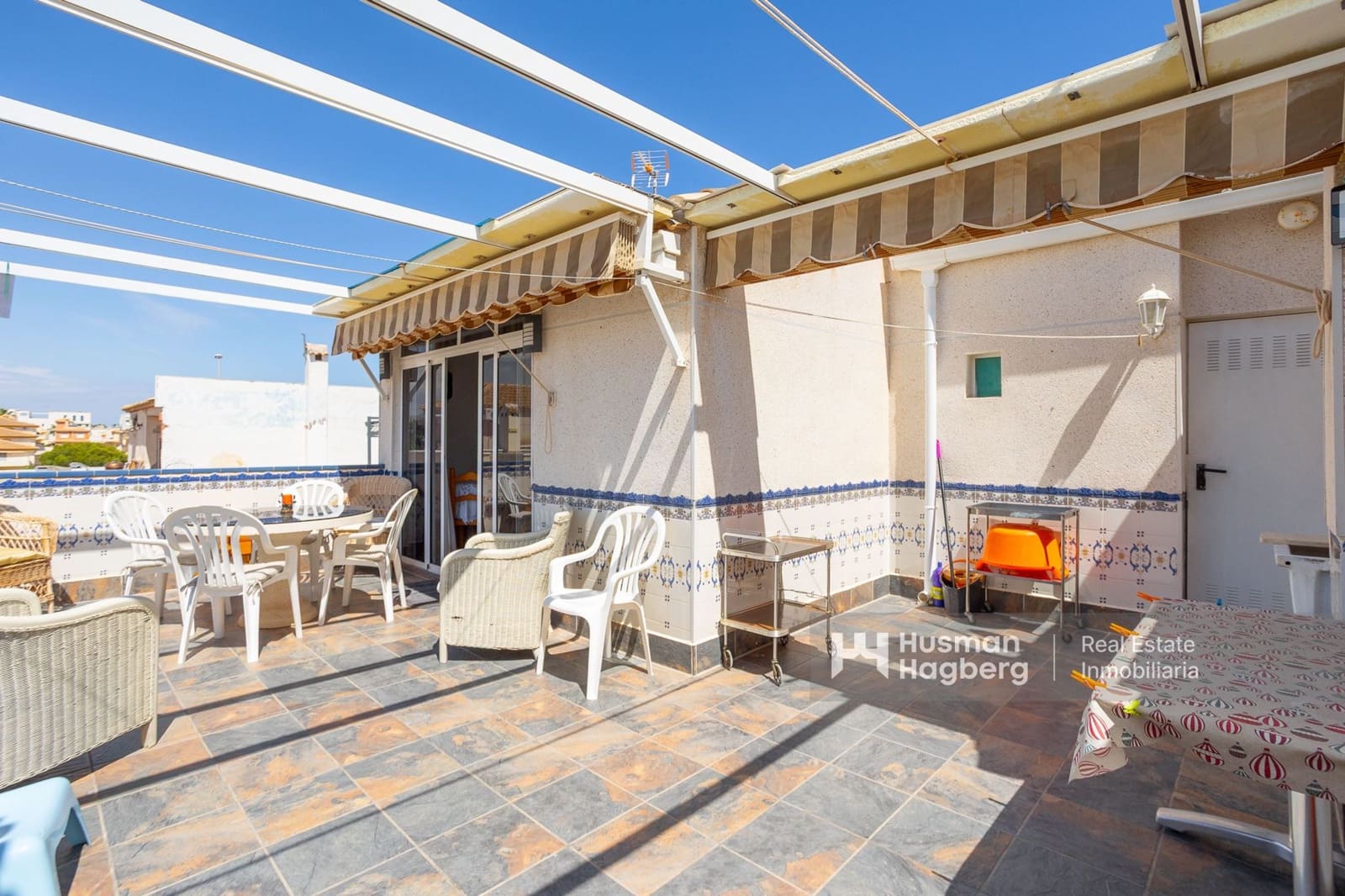 3 bedroom Townhouse for sale in Playa Flamenca with pool - € 215,000 (Ref: 9809791)