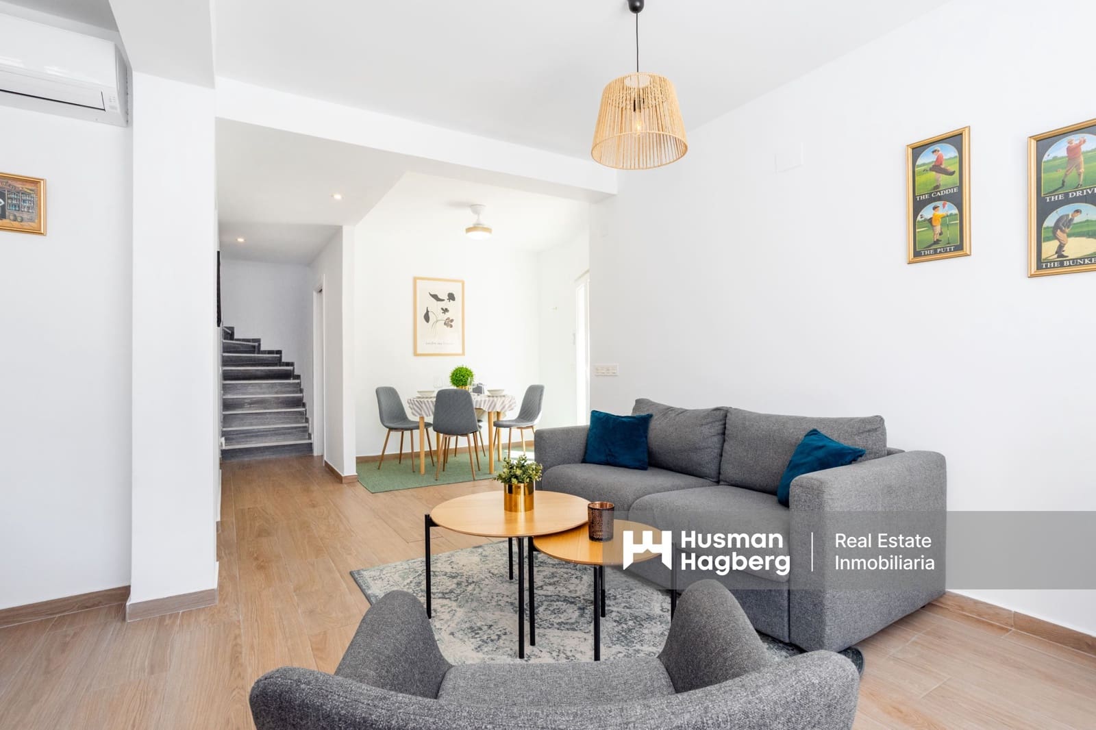 3 soveværelse Villa til salg i Playa Flamenca med swimmingpool - € 940.000 (Ref: 9826797)