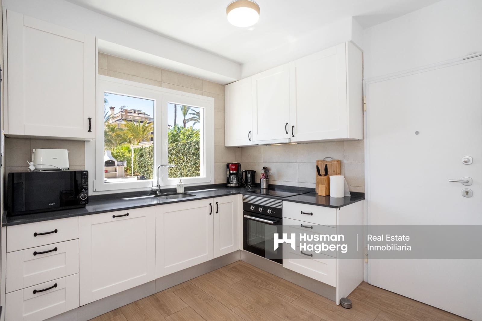 3 soveværelse Villa til salg i Playa Flamenca med swimmingpool - € 940.000 (Ref: 9826797)