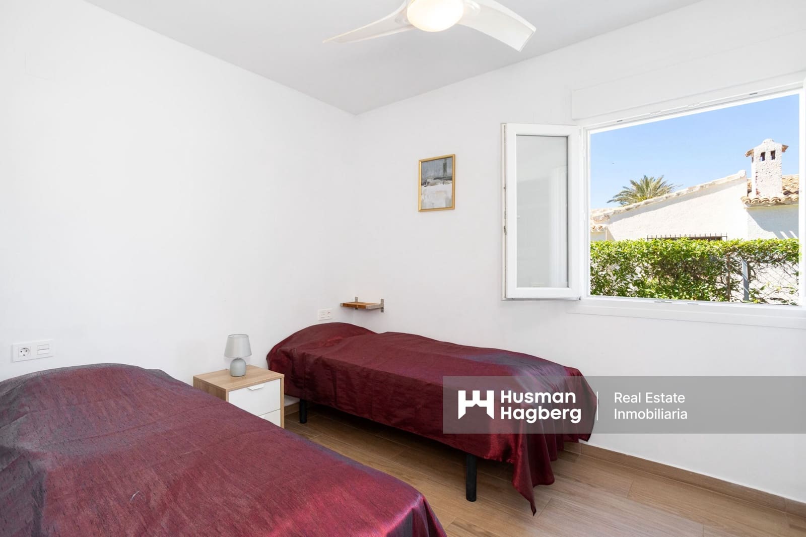 3 soveværelse Villa til salg i Playa Flamenca med swimmingpool - € 940.000 (Ref: 9826797)