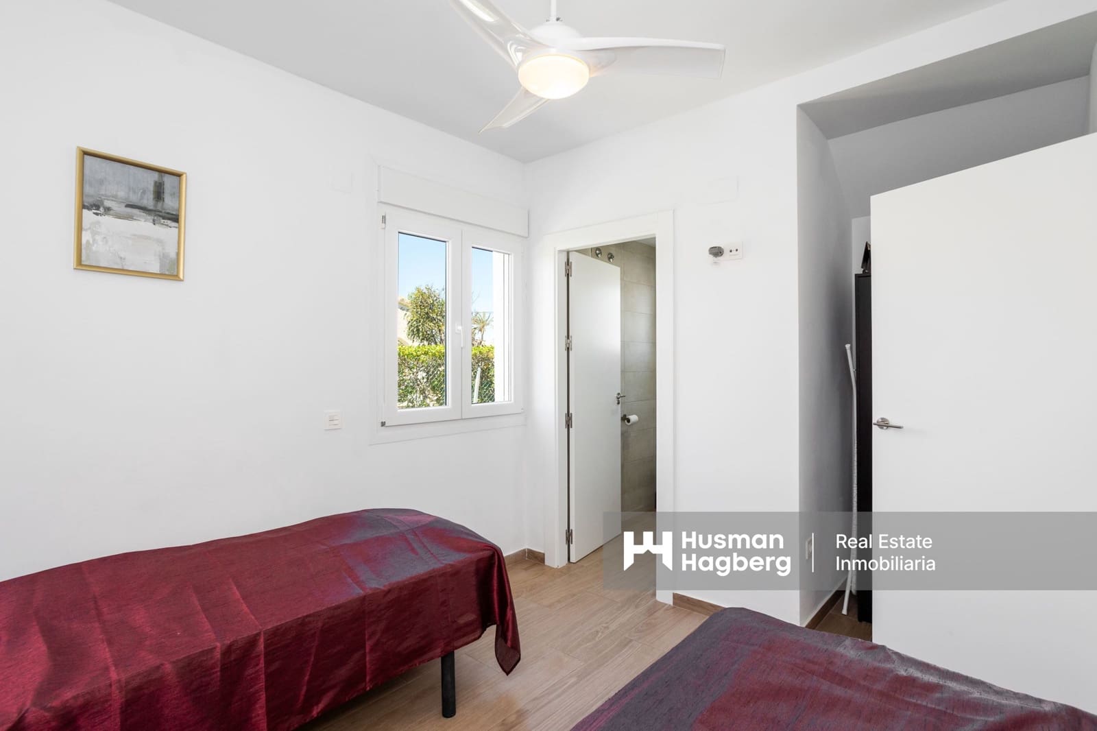 3 soveværelse Villa til salg i Playa Flamenca med swimmingpool - € 940.000 (Ref: 9826797)