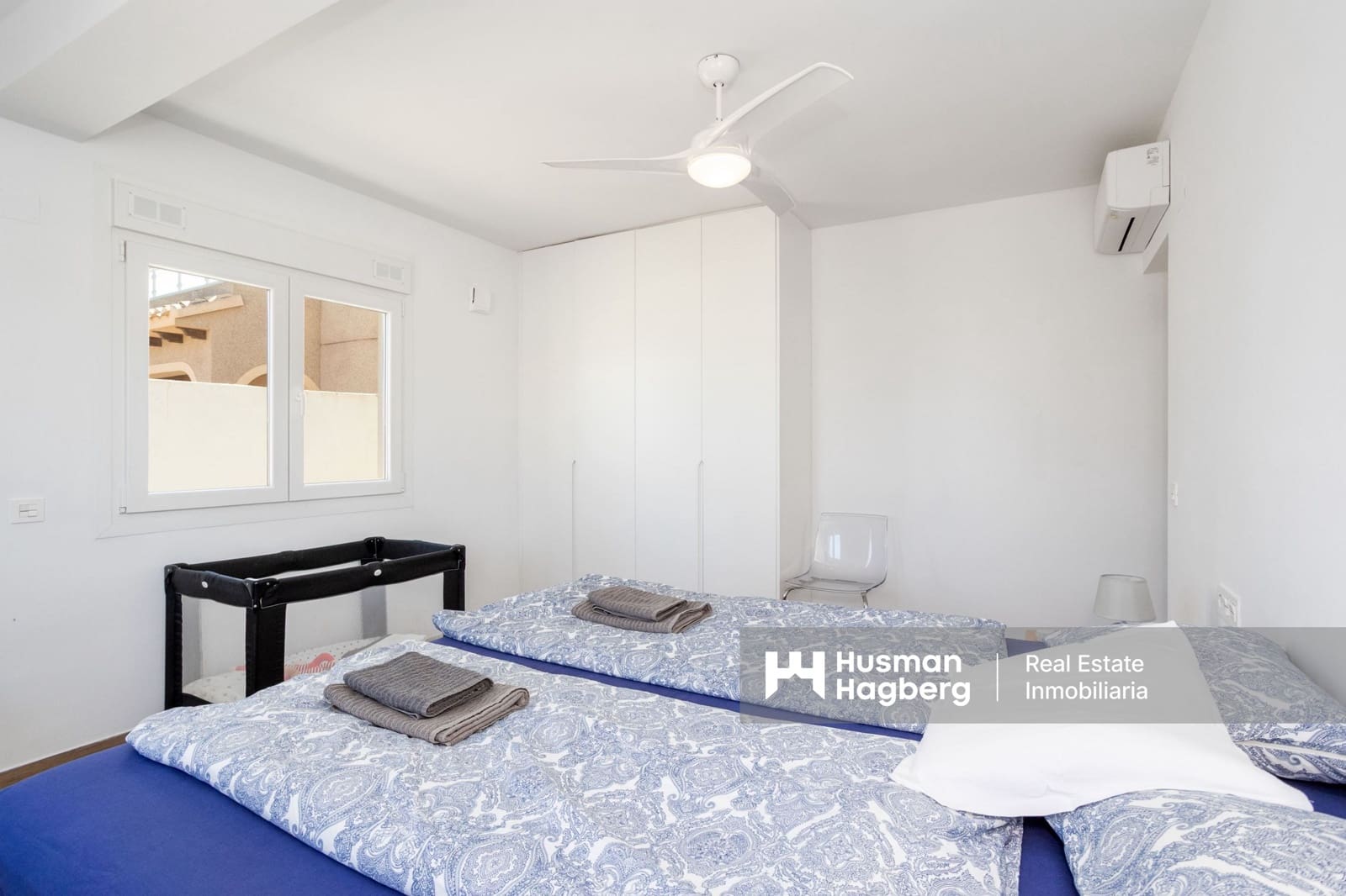 3 soveværelse Villa til salg i Playa Flamenca med swimmingpool - € 940.000 (Ref: 9826797)