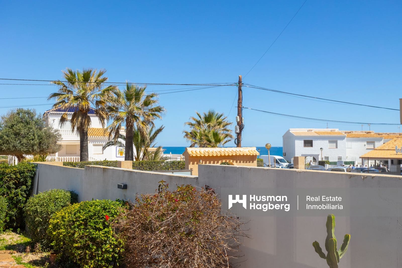 3 soveværelse Villa til salg i Playa Flamenca med swimmingpool - € 940.000 (Ref: 9826797)