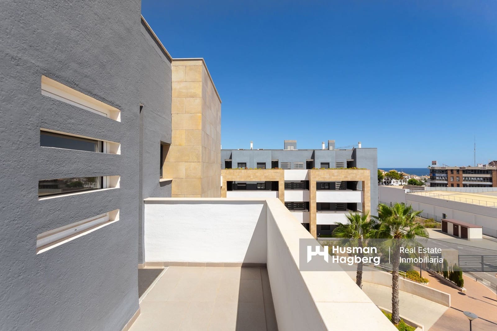 3 soveværelse Lejlighed til salg i Playa Flamenca med swimmingpool - € 659.000 (Ref: 9826798)