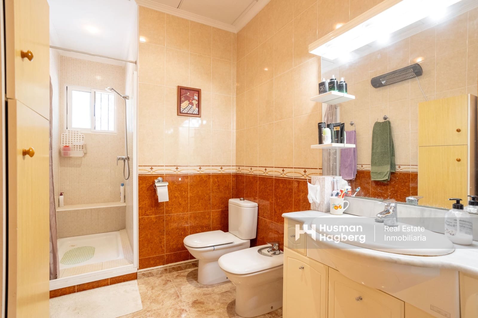 5 bedroom Villa for sale in Alicante / Alacant city with pool - € 280,000 (Ref: 9827331)