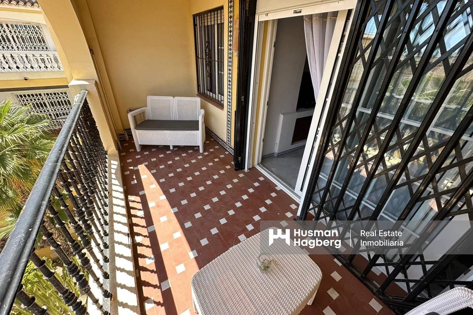 3 sypialnia Apartament na sprzedaż w Torrevieja z basenem - 319 000 € (Ref: 9829751)
