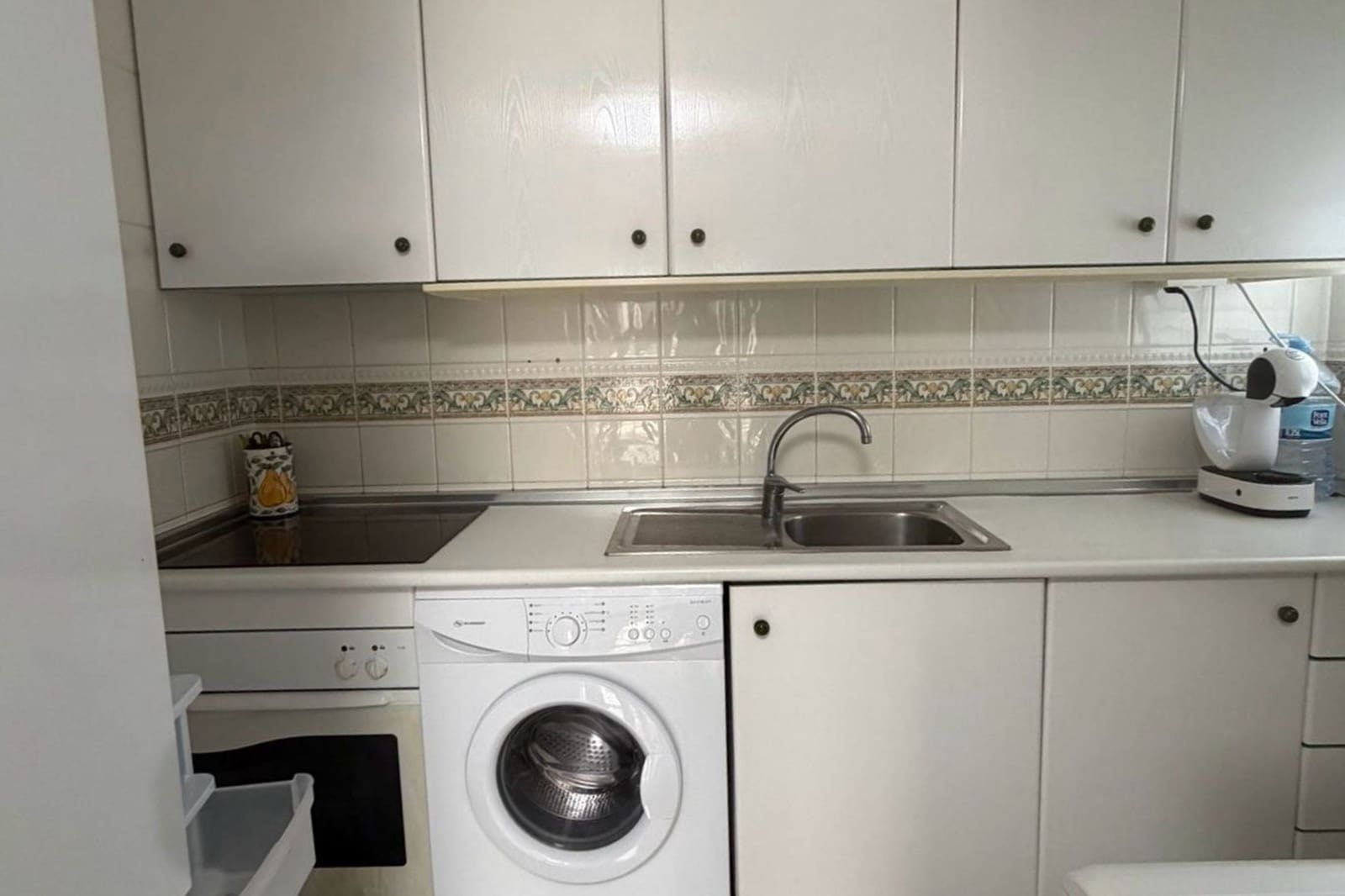 Apartamento de 2 habitaciones en Torrevieja en venta con piscina - 181.000 € (Ref: 9830275)
