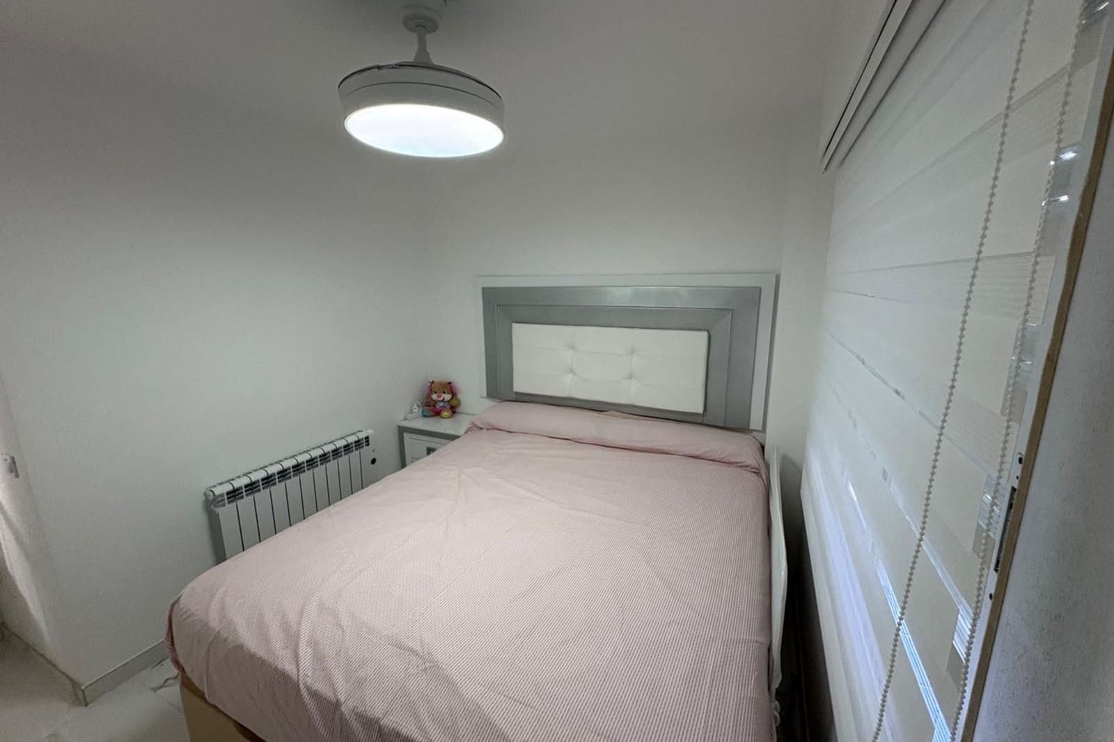 Apartamento de 2 habitaciones en Torrevieja en venta con piscina - 181.000 € (Ref: 9830275)