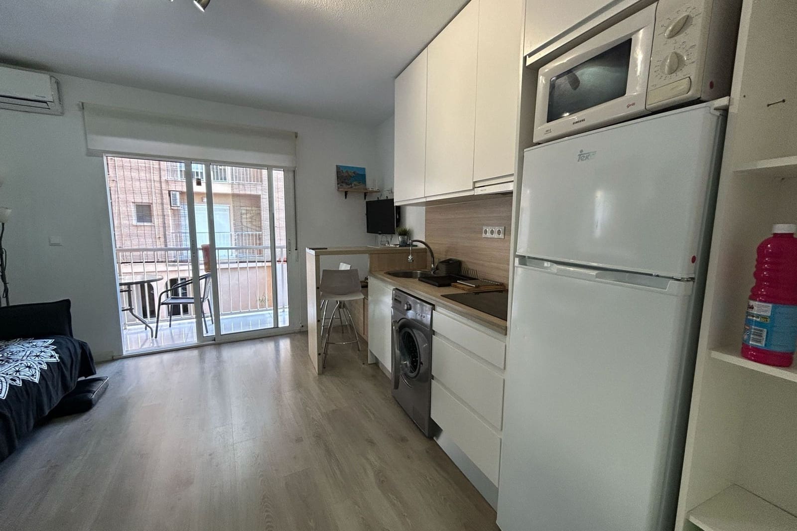Appartement à vendre à Torrevieja - 105 000 € (Ref: 9832870)