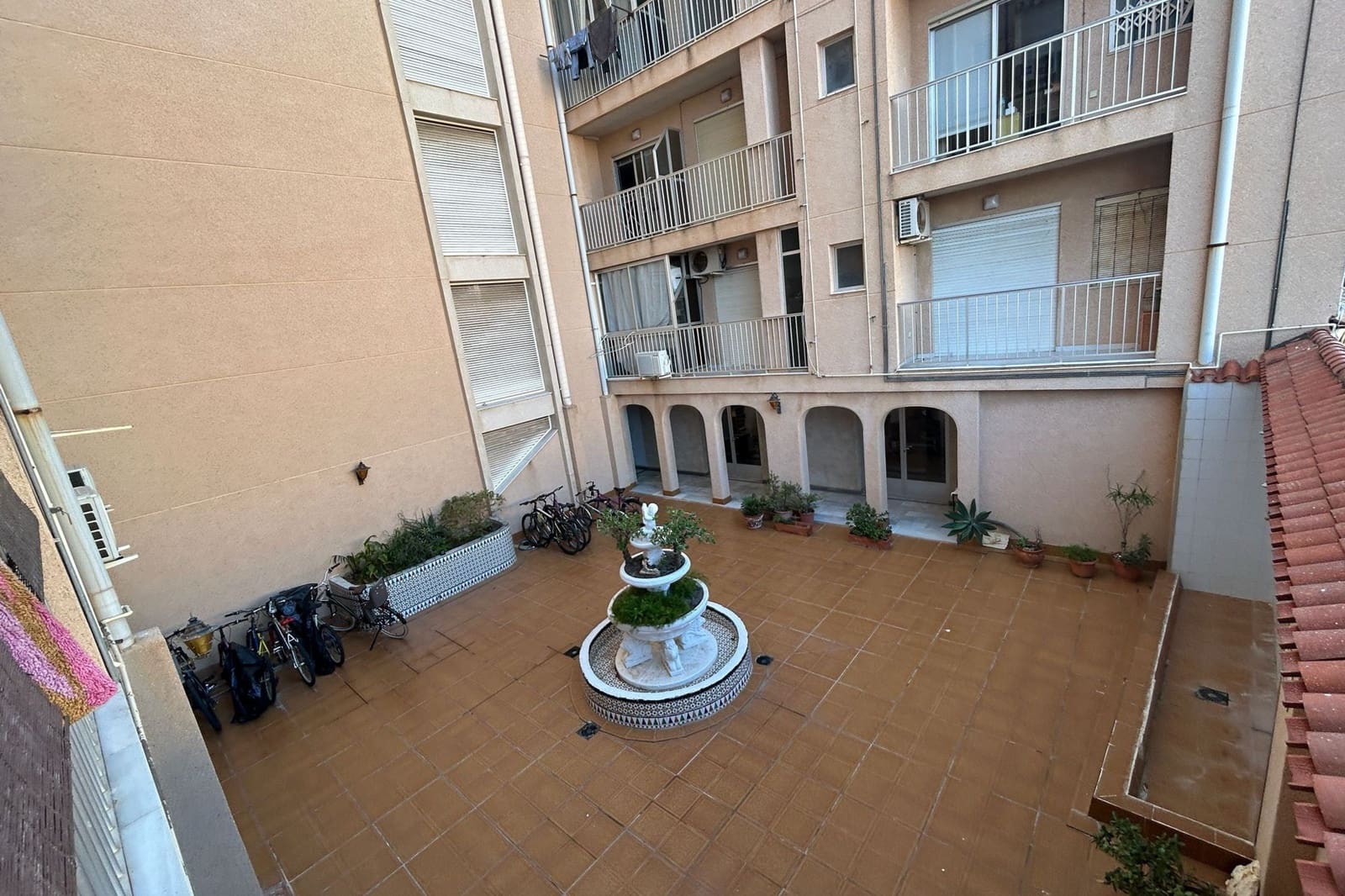 Appartement à vendre à Torrevieja - 105 000 € (Ref: 9832870)