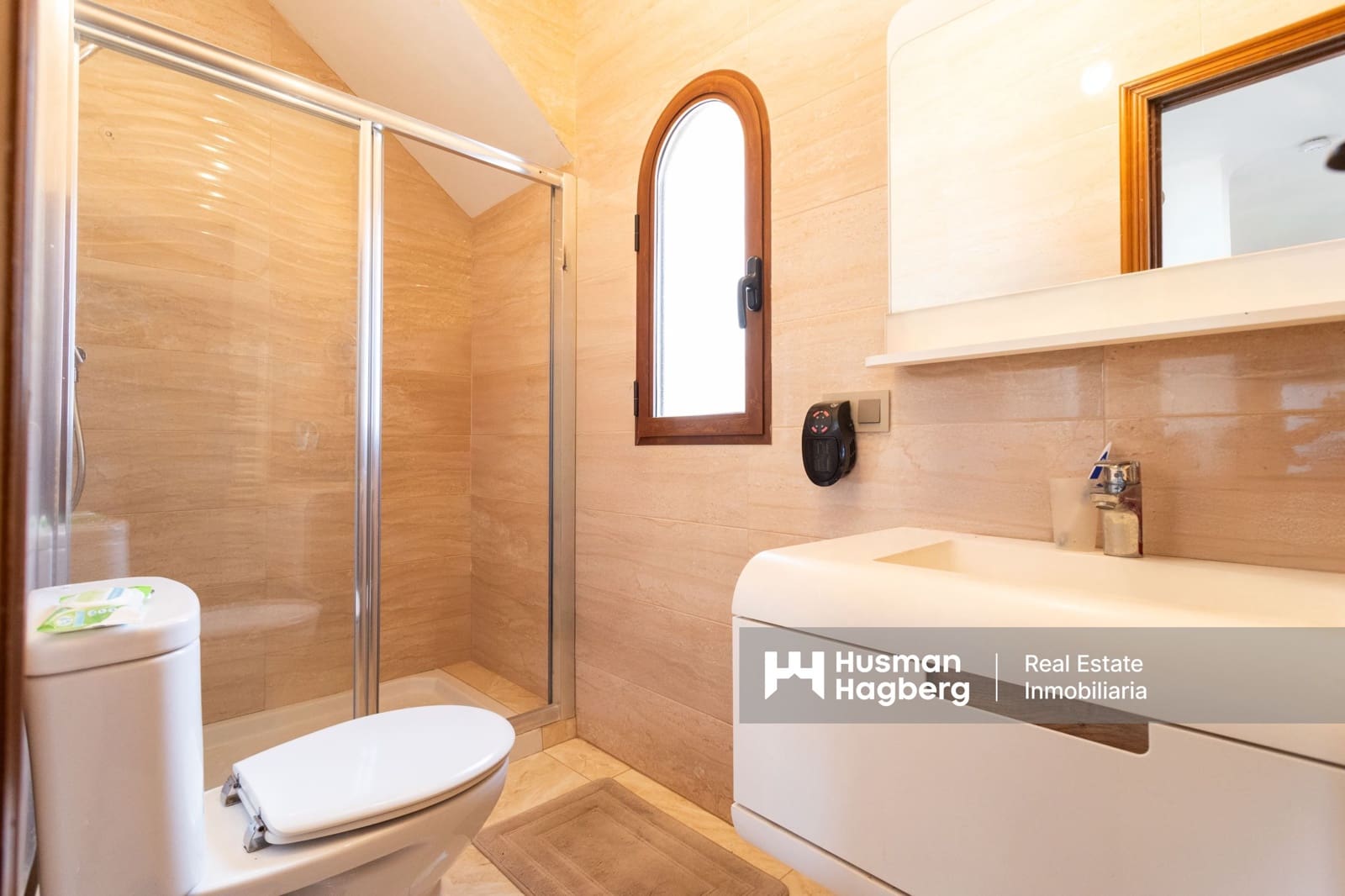 4 bedroom Villa for sale in Villamartin with pool - € 750,000 (Ref: 9839832)