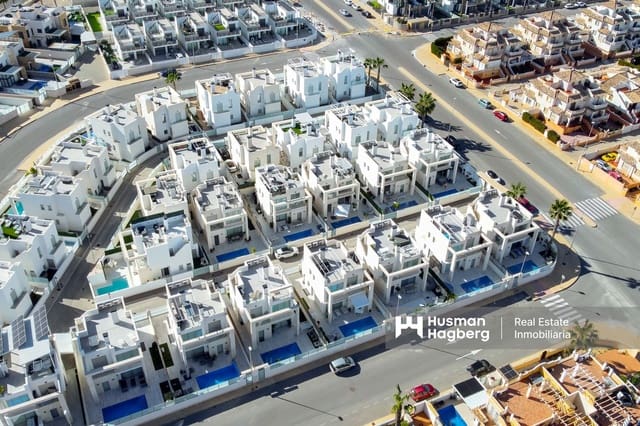 3 soverom Villa til salgs i Lomas de Cabo Roig - Los Dolses, Orihuela med svømmebasseng - € 499 000 (Ref: 9839834)