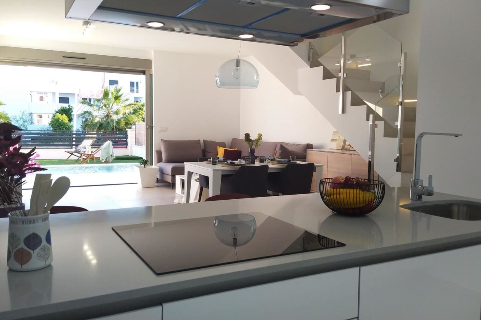 3 bedroom Villa for sale in Villamartin with pool - € 669,900 (Ref: 9839835)