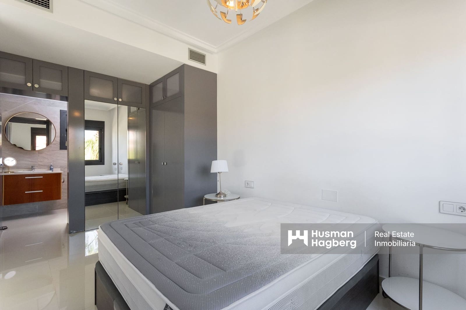 2 soverom Villa til salgs i Orihuela Costa med svømmebasseng - € 450 000 (Ref: 9839836)