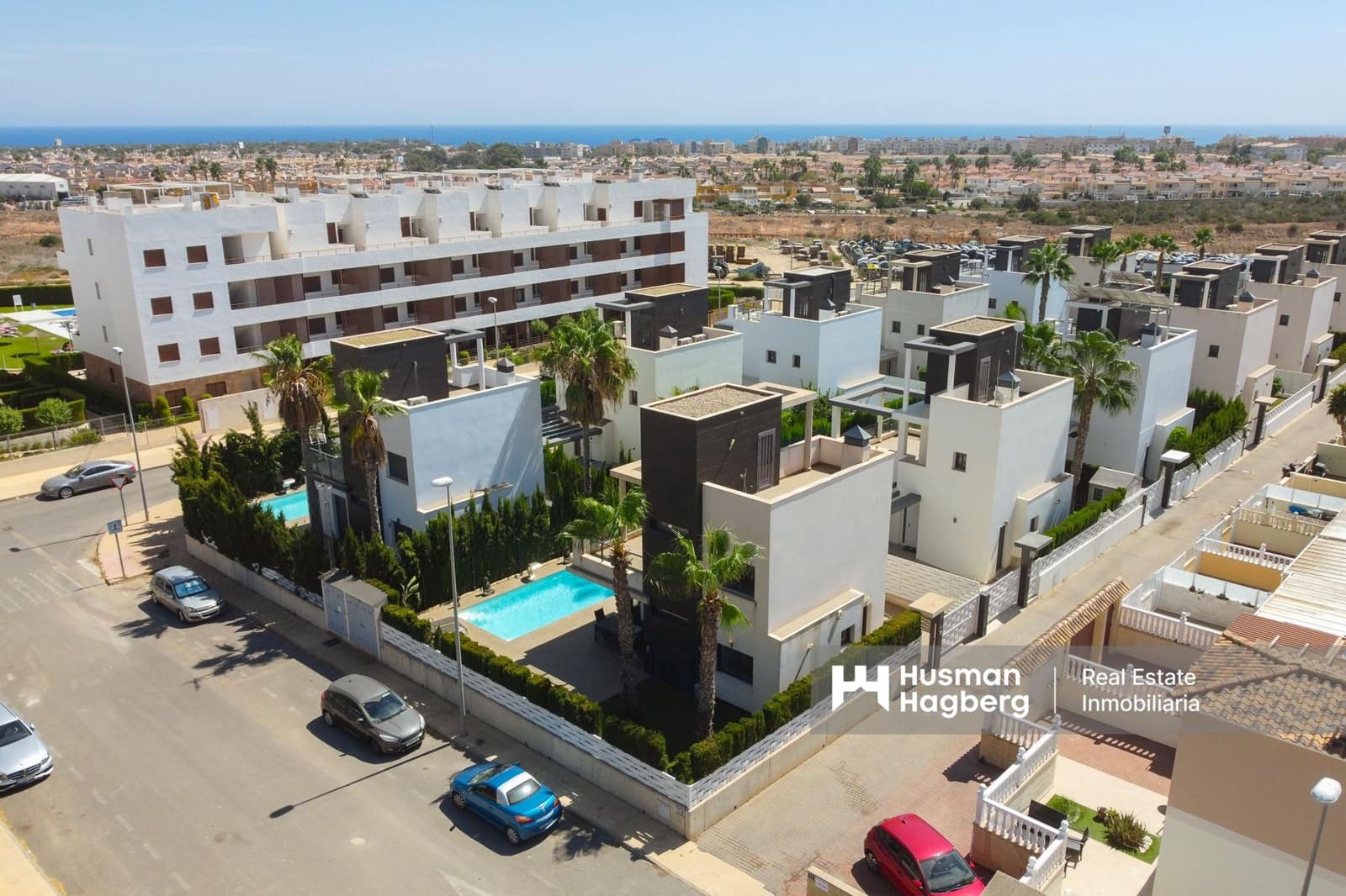 2 soverom Villa til salgs i Orihuela Costa med svømmebasseng - € 450 000 (Ref: 9839836)
