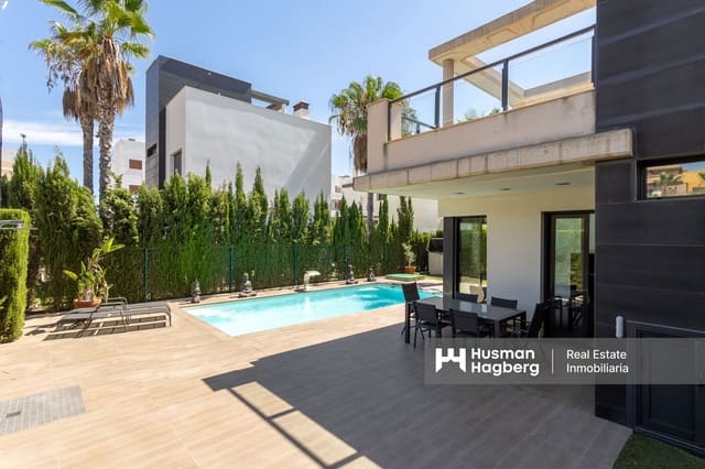 2 soverom Villa til salgs i Lomas de Cabo Roig - Los Dolses, Orihuela med svømmebasseng - € 450 000 (Ref: 9839836)