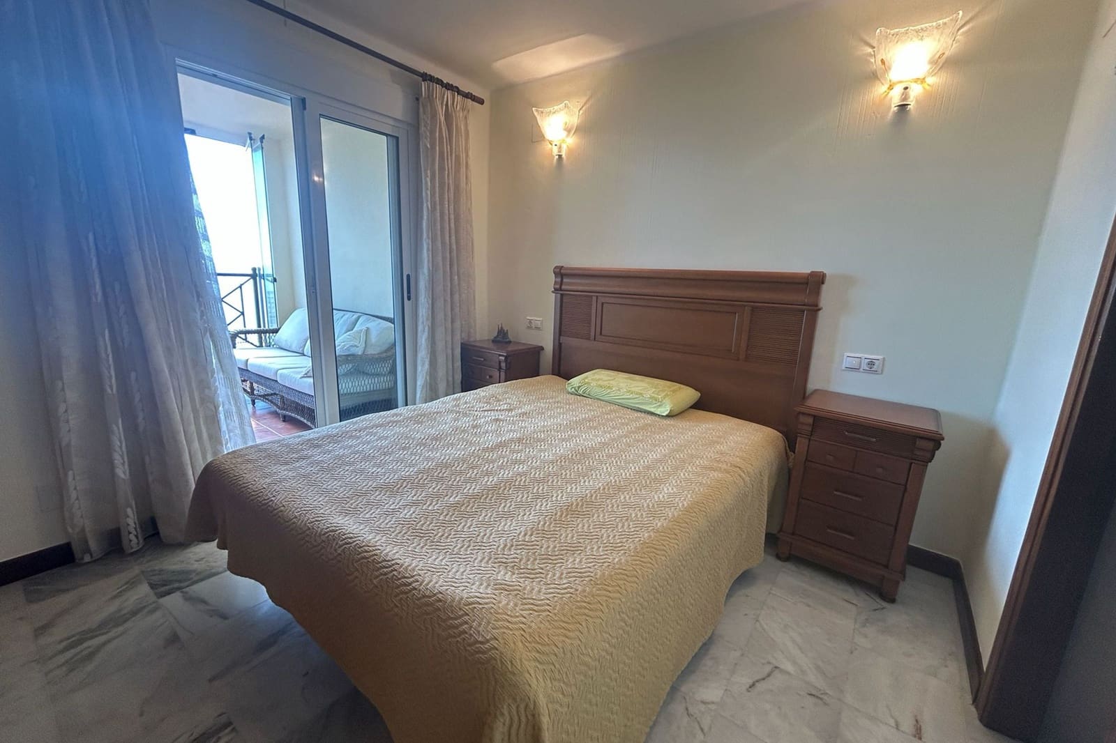 3 chambre Appartement à vendre à Torrevieja avec piscine - 360 000 € (Ref: 9843878)