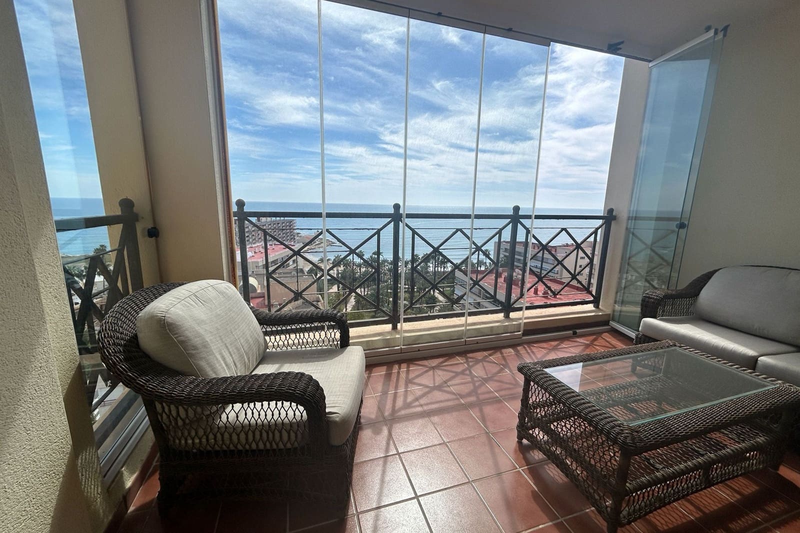 3 chambre Appartement à vendre à Torrevieja avec piscine - 360 000 € (Ref: 9843878)