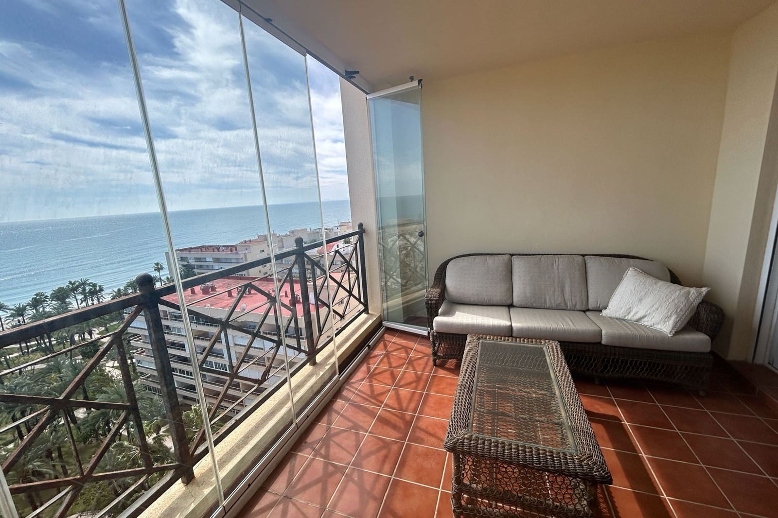 3 chambre Appartement à vendre à Torrevieja avec piscine - 360 000 € (Ref: 9843878)