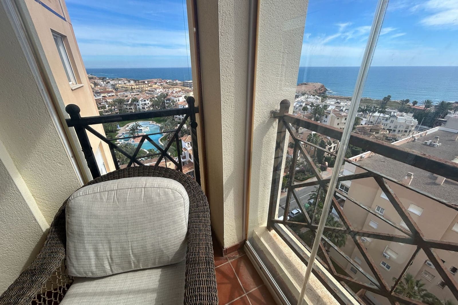 3 chambre Appartement à vendre à Torrevieja avec piscine - 360 000 € (Ref: 9843878)