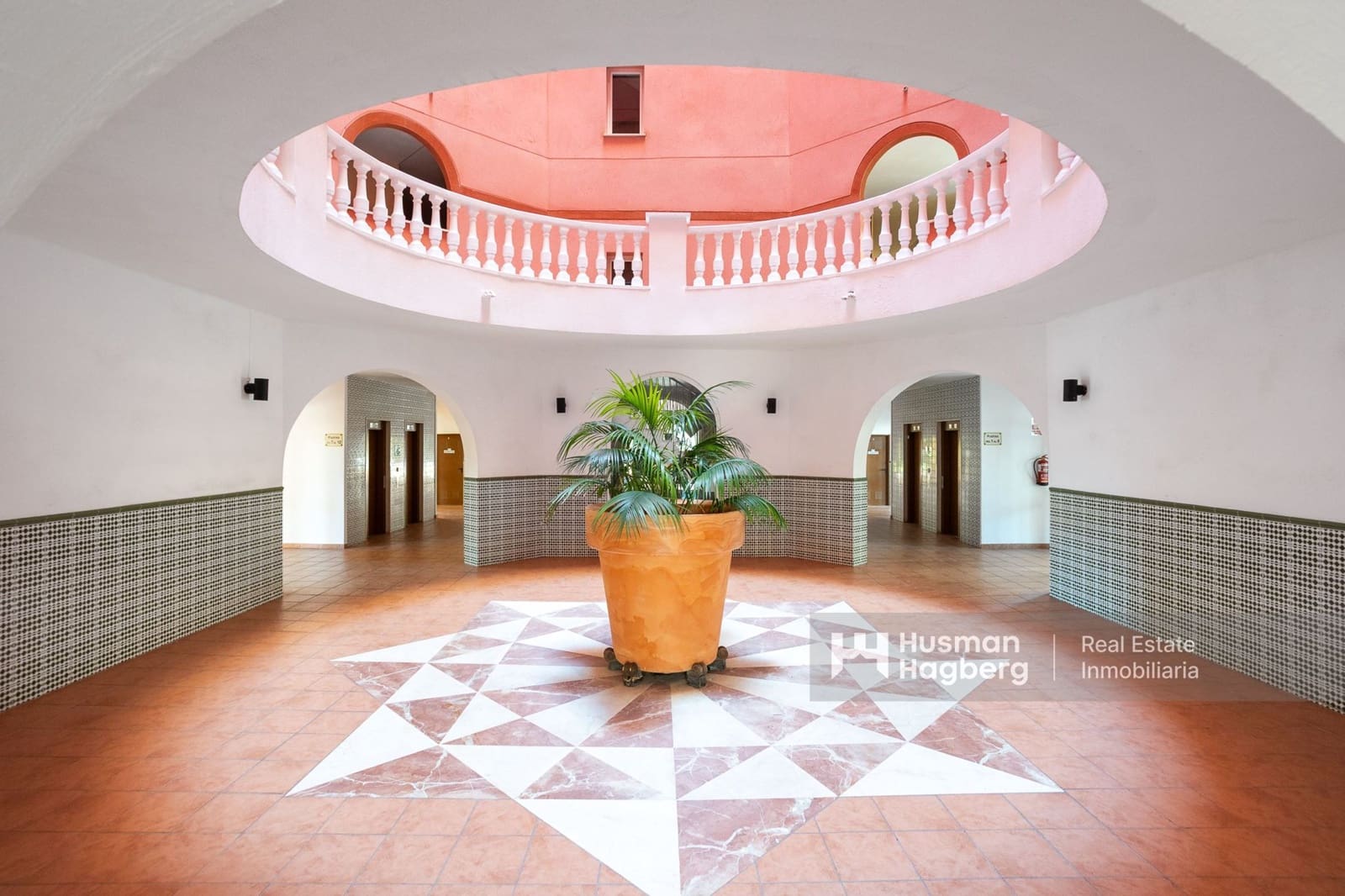 3 soveværelse Lejlighed til salg i Torrevieja med swimmingpool - € 289.000 (Ref: 9844637)