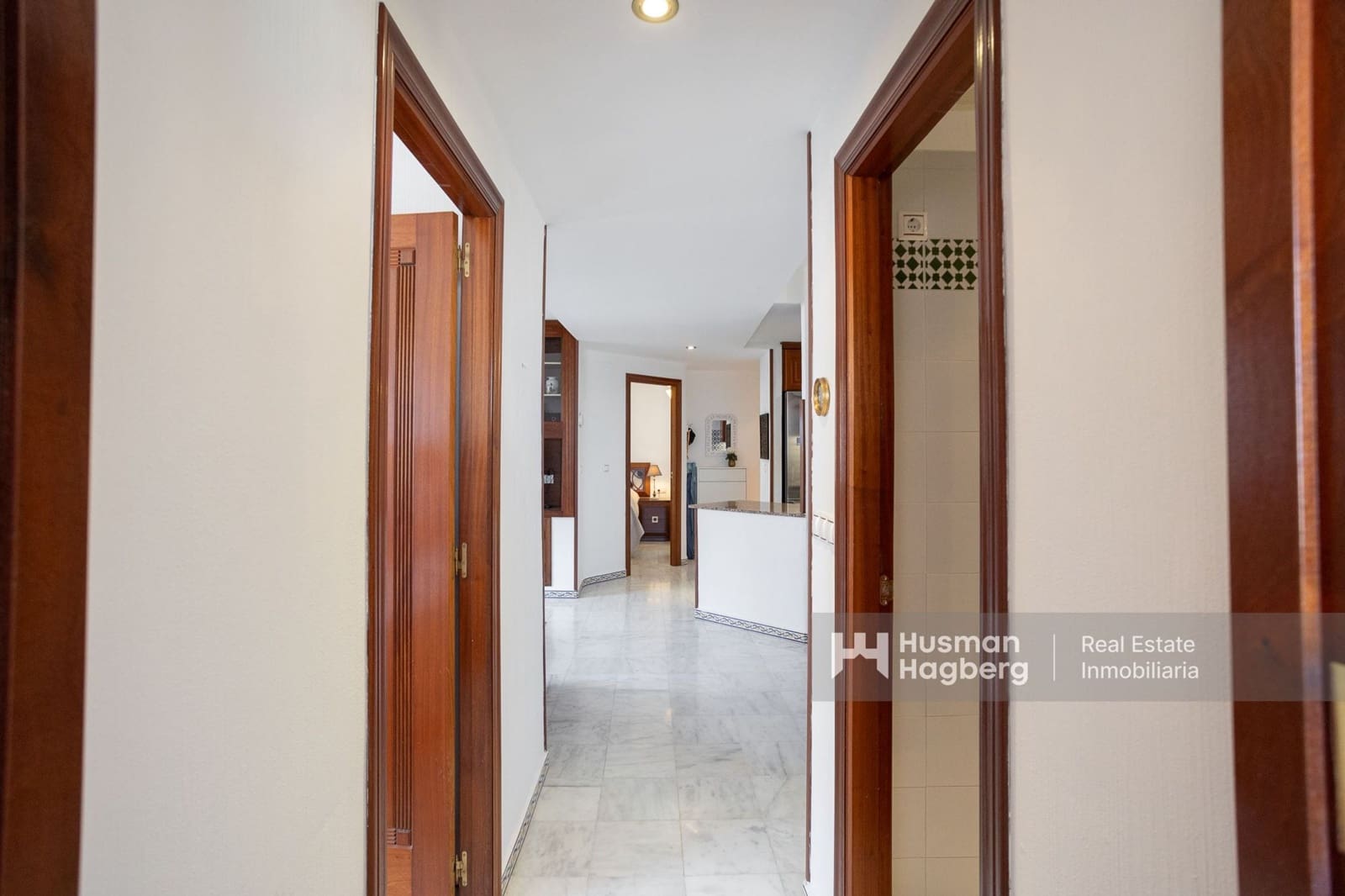 3 soveværelse Lejlighed til salg i Torrevieja med swimmingpool - € 289.000 (Ref: 9844637)