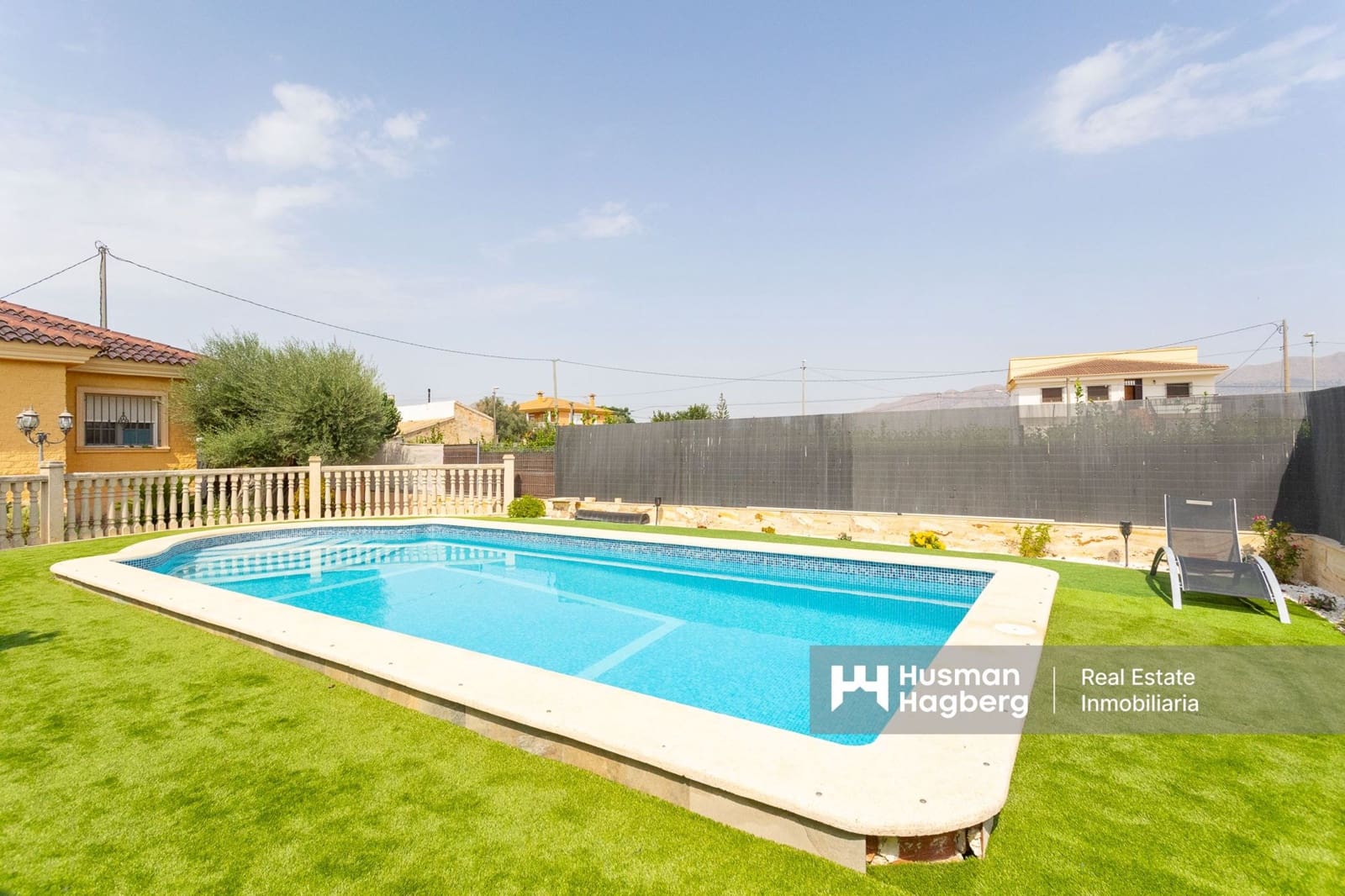 4 bedroom Villa for sale in Bigastro with pool - € 499,000 (Ref: 9849840)