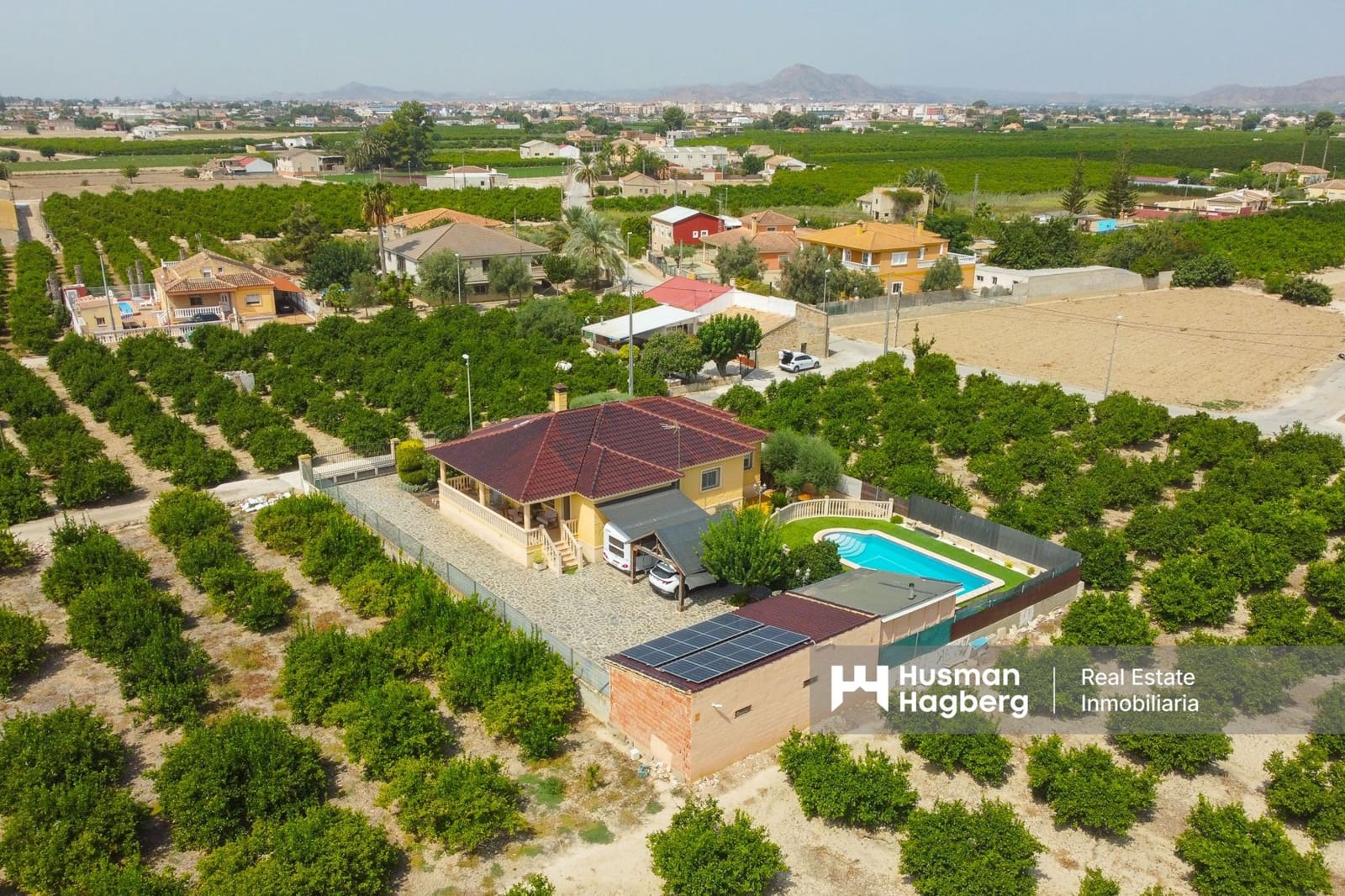 4 bedroom Villa for sale in Bigastro with pool - € 499,000 (Ref: 9849840)