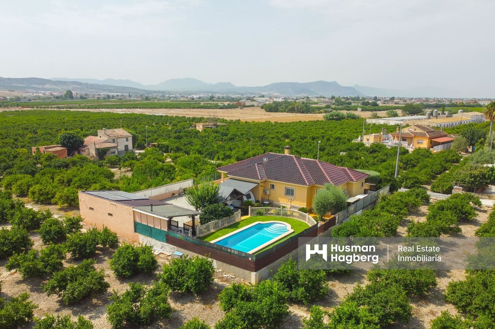4 bedroom Villa for sale in Bigastro with pool - € 499,000 (Ref: 9849840)
