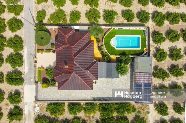 4 soveværelse Villa til salg i Bigastro med swimmingpool - € 499.000 (Ref: 9849840)