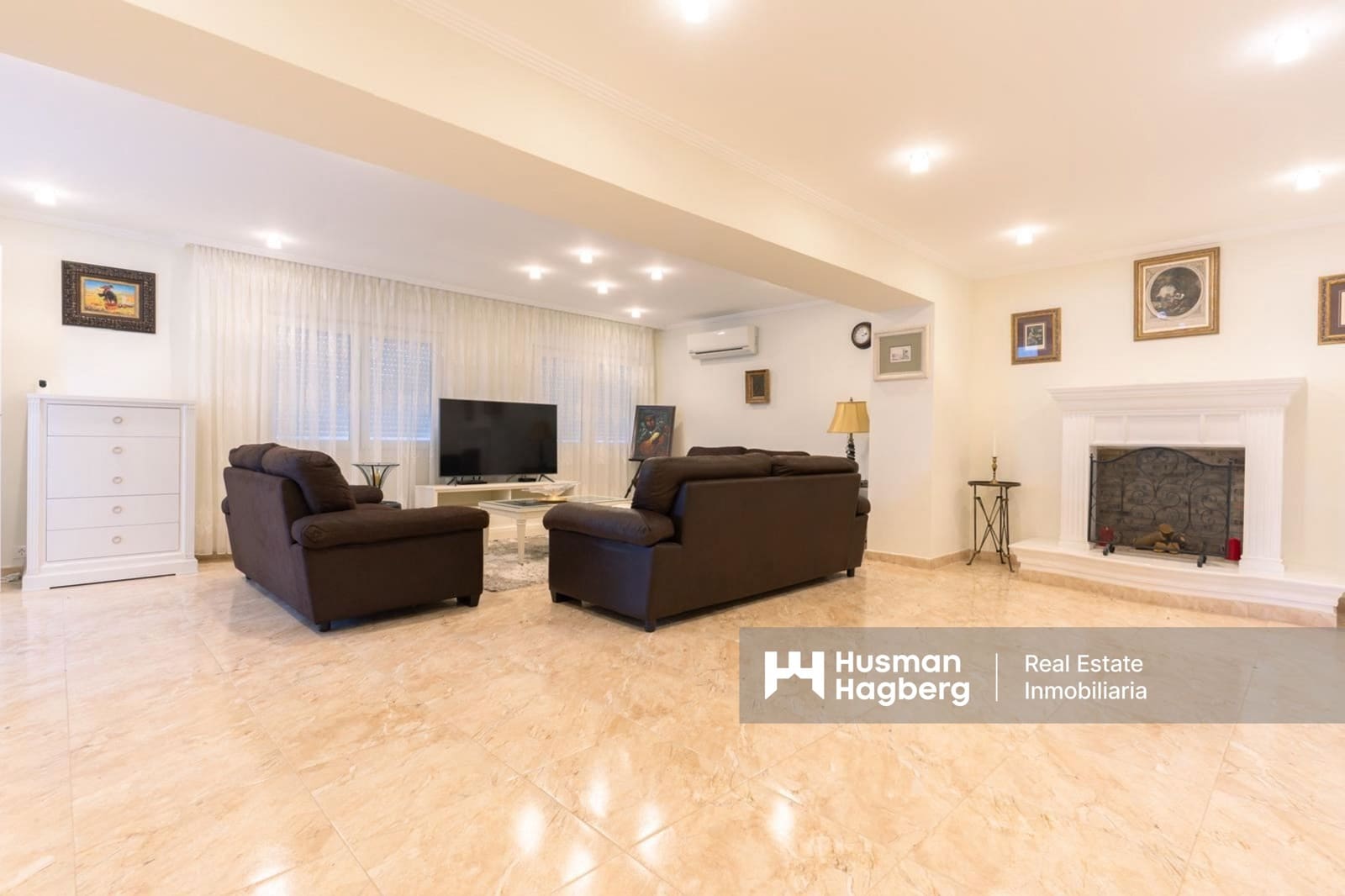 7 makuuhuone Huvila myytävänä paikassa Los Altos mukana uima-altaan - 930 000 € (Ref: 9849841)